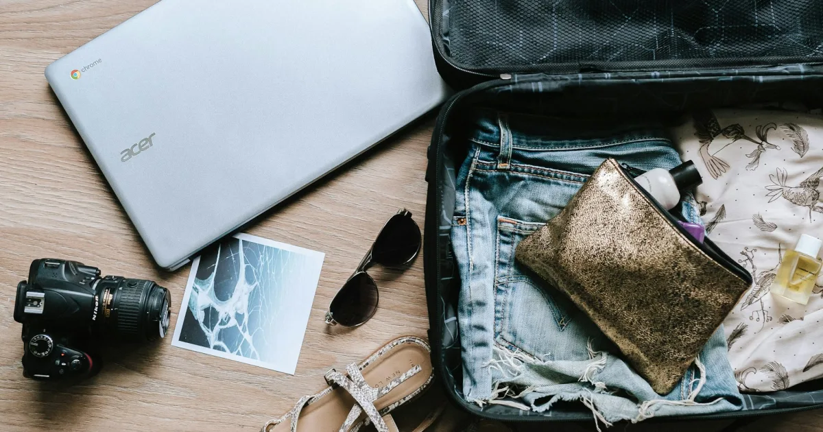 Open suitcase packing